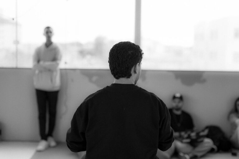 Focus Groups for Spanish Speakers — $100-$350 Bilingual Studies Pay More - Featured image