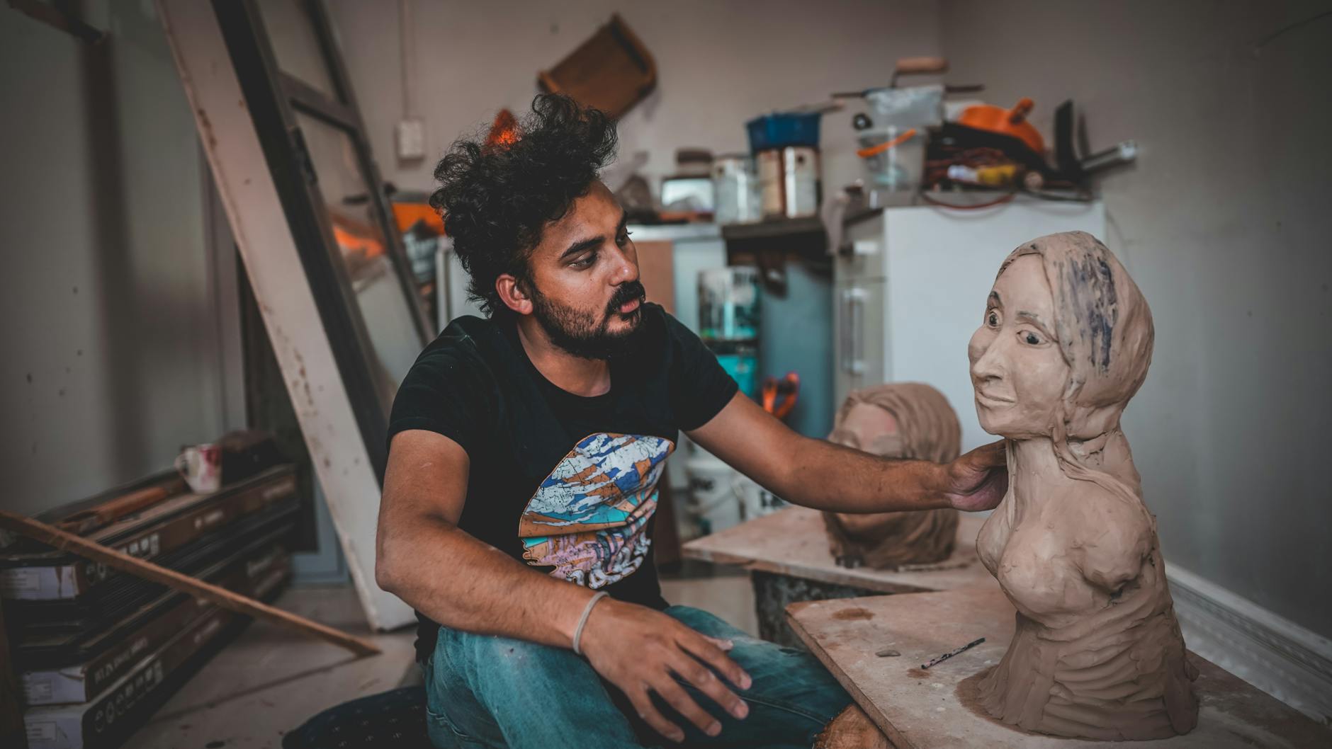 What Does the Screening Process Look Like for Retail and Insurance Groups?