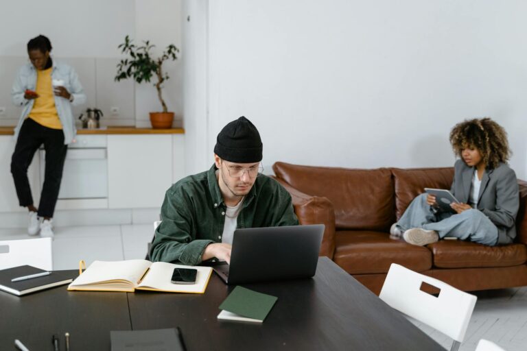 Remote Work Focus Groups Paying $100-$300 — Hybrid and WFH Studies - Featured image