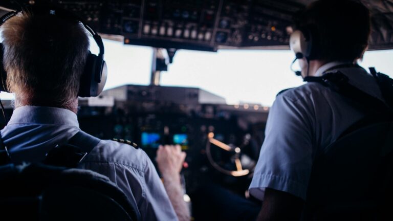 Focus Groups for Pilots and Flight Crews — $200-$500 Aviation Industry Studies - Featured image