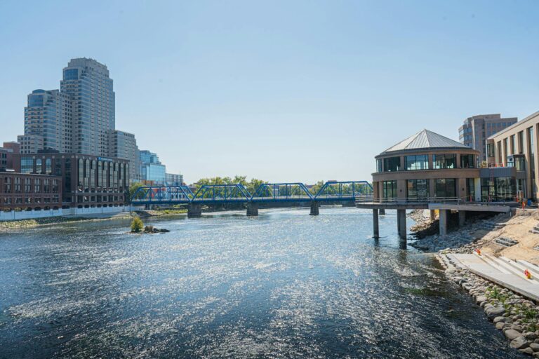 Focus Groups in Grand Rapids Paying $100-$250 — Furniture and Healthcare Studies - Featured image