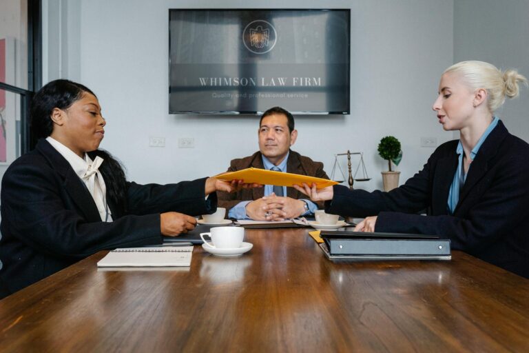 Jury Consulting Firms Hiring Mock Jurors — $150-$500 Per Full Day - Featured image
