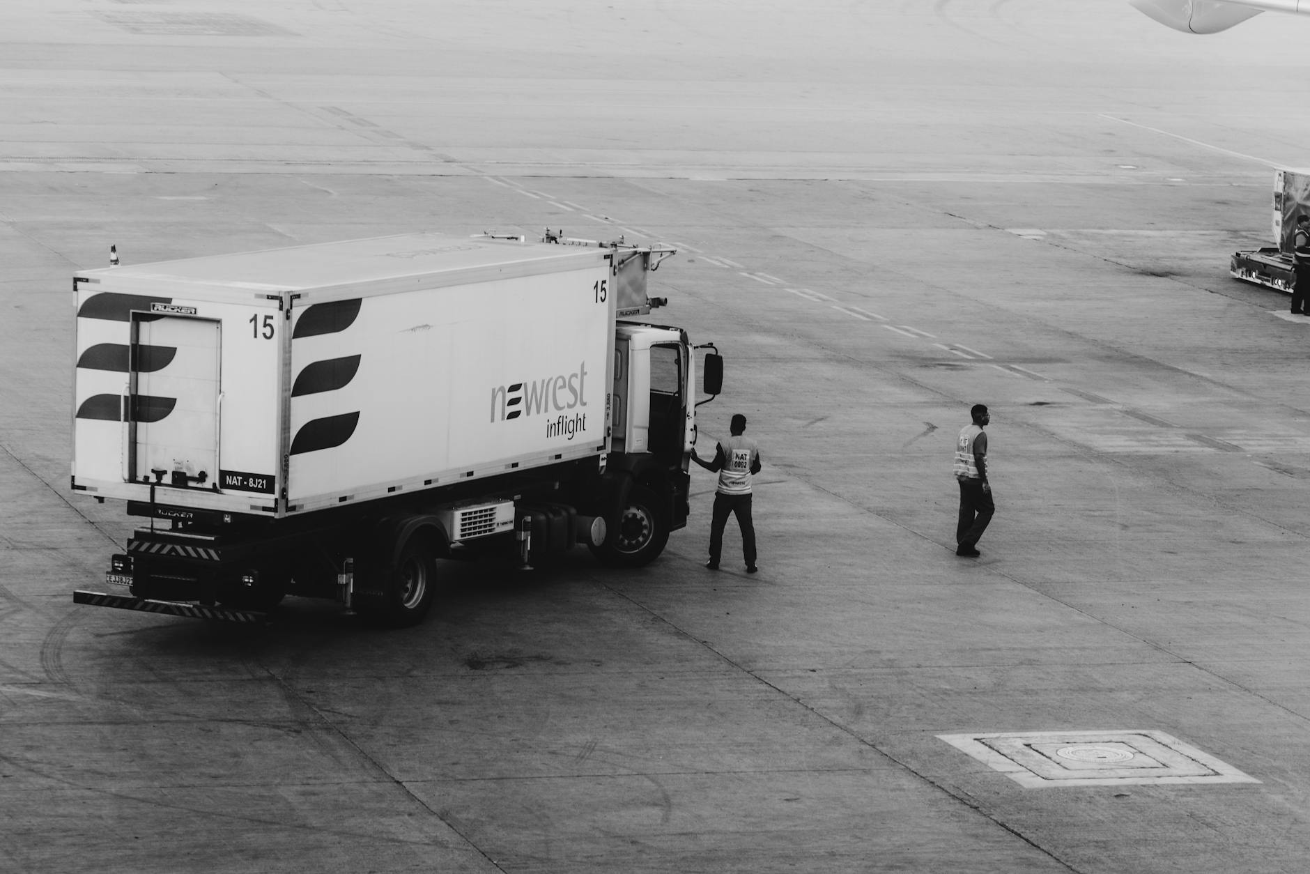 Types of Logistics and Safety Studies Warehouse Workers Can Participate In