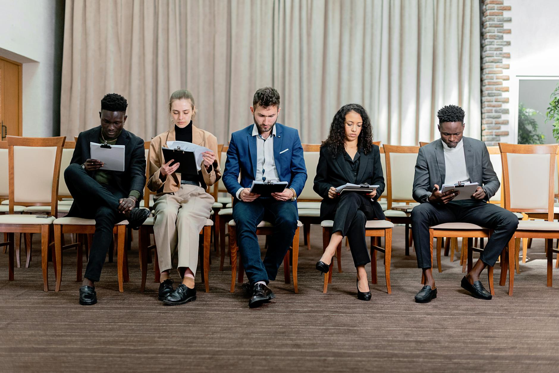 Where and How to Find Focus Groups Recruiting in Knoxville