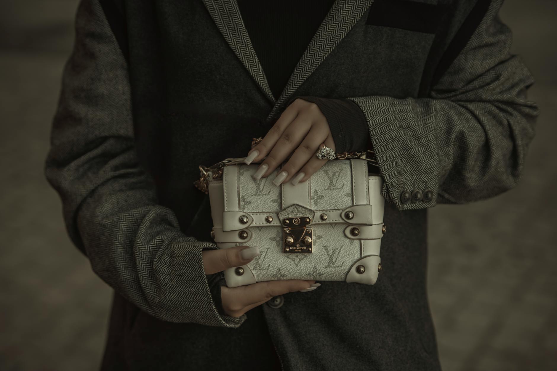 Why Do Luxury Brands Pay Premium Rates for High-Income Focus Groups?