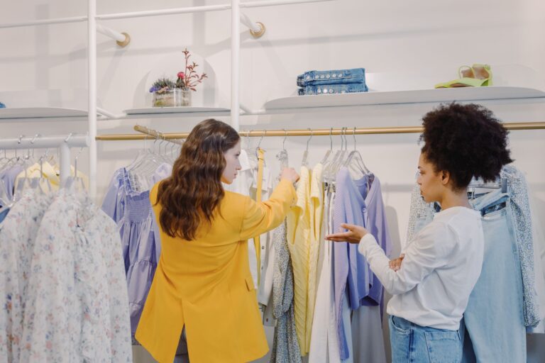 Mystery Shopper Jobs for Paid Market Research Explained: Screening, Participation, and Privacy - Featured image