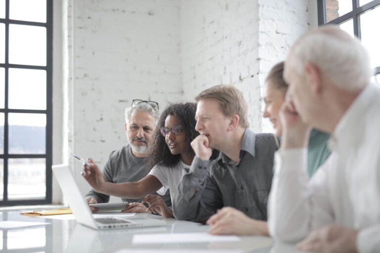 Paid Online Market Research Surveys Application Guide: Profile, Screener, and Follow-Up - Featured image