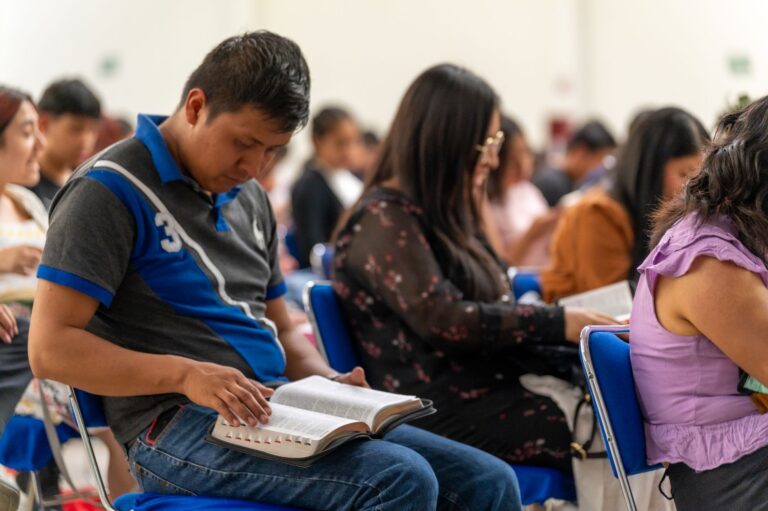 How to Verify Hispanic Paid Focus Group Studies Claims in 2026: study listings and sponsor terms, Evidence, and Red Flags - Featured image
